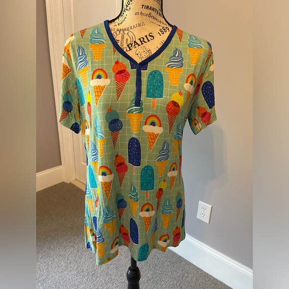 Little Sleepies women’s PJ top” rainbow sprinkles” - Picture 4 of 6